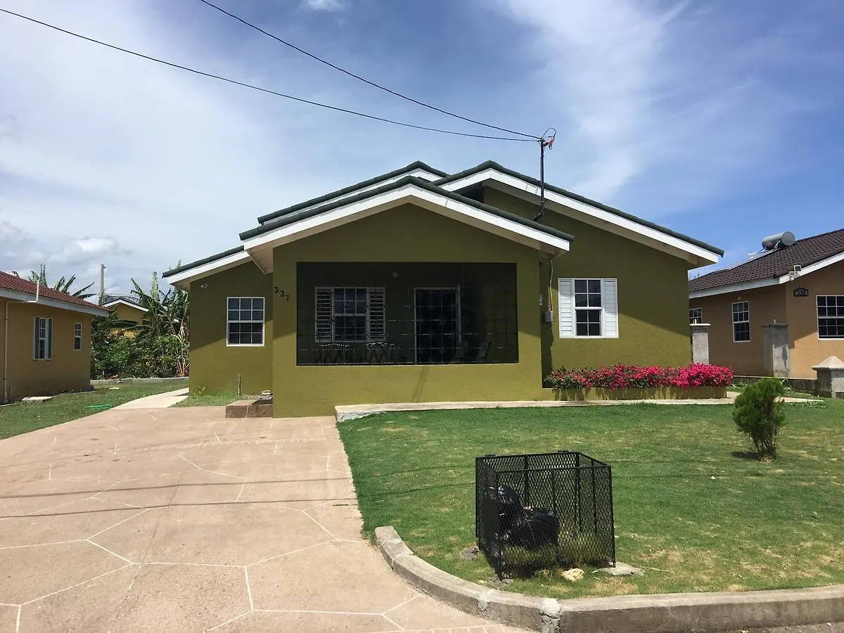 Drax Hall Country Club'S Sweet Escape Saint Annʼs Bay Dom wakacyjny